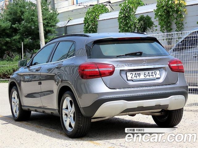 Mercedes-Benz GLA-Class 2019 — photo 2