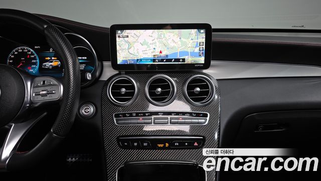 Mercedes-Benz GLC-Class 2021 — photo 19