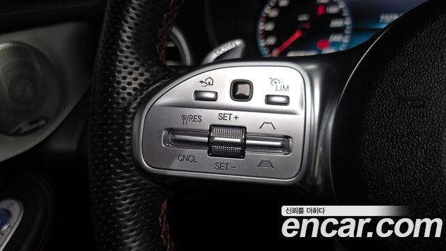 Mercedes-Benz GLC-Class 2021 — photo 23