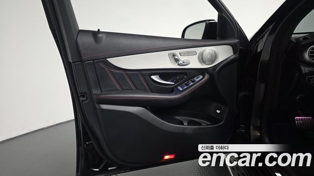 Mercedes-Benz GLC-Class 2021 — photo 14