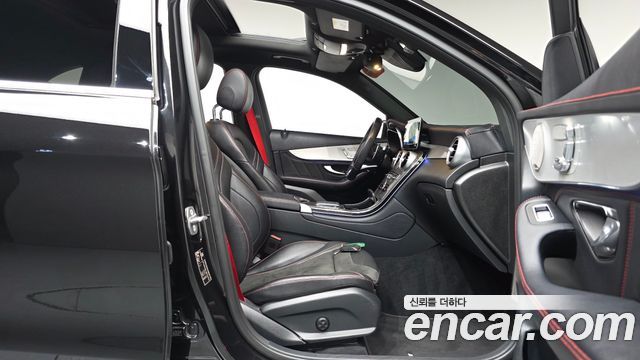 Mercedes-Benz GLC-Class 2021 — photo 16