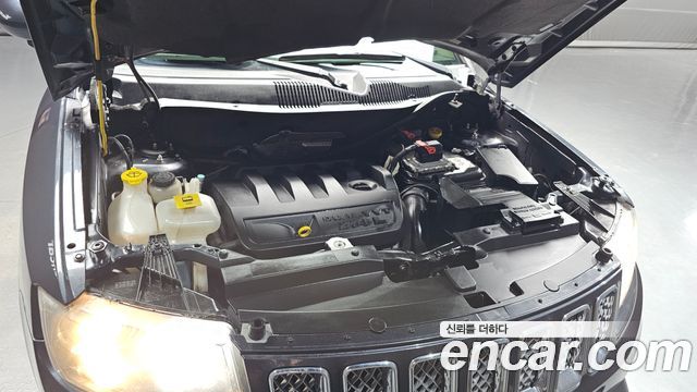 Jeep Compass 2015 — photo 6