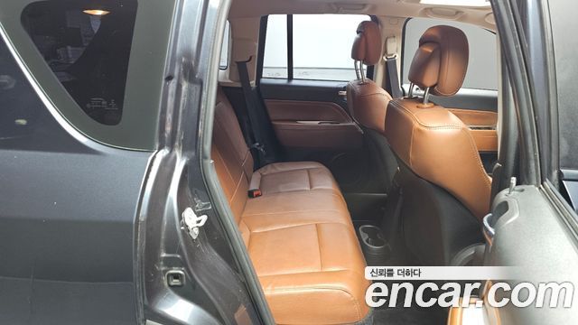 Jeep Compass 2015 — photo 11