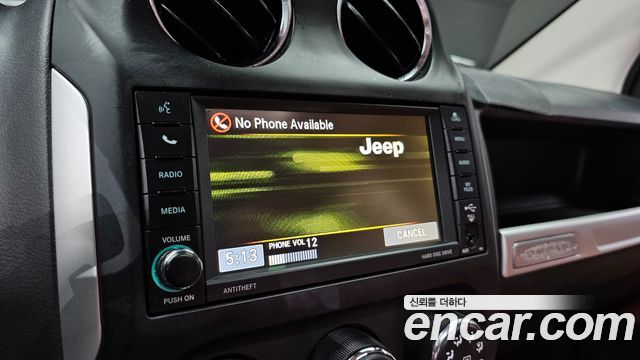 Jeep Compass 2015 — photo 16