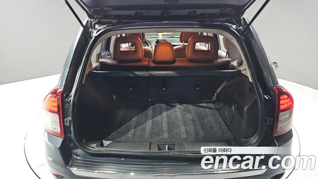 Jeep Compass 2015 — photo 20