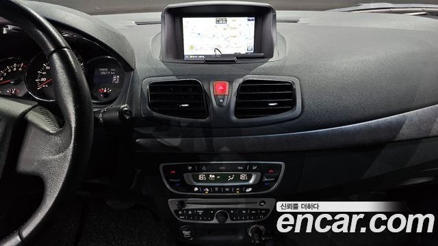 Renault Korea SM3 2011 — photo 20