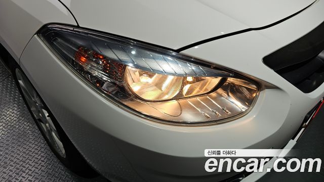 Renault Korea SM3 2011 — photo 8