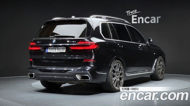 BMW X7 2024 — photo 2
