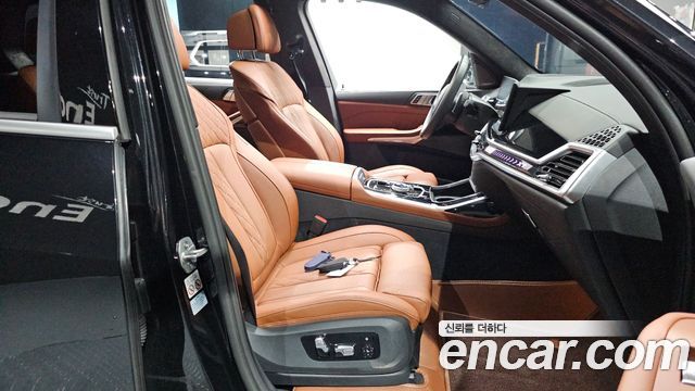 BMW X7 2024 — photo 18