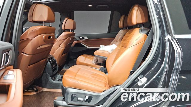 BMW X7 2024 — photo 16