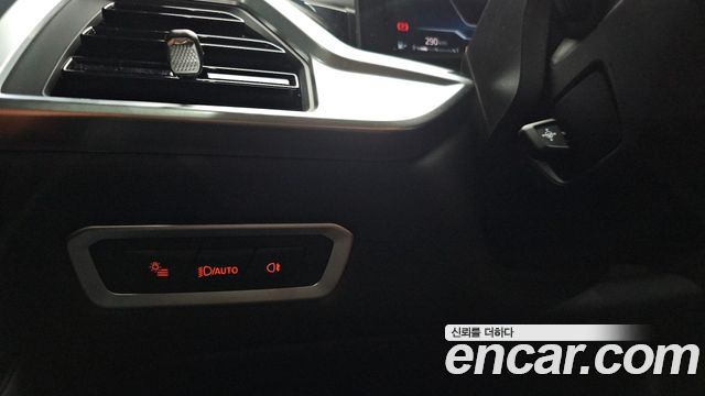 BMW X7 2024 — photo 27