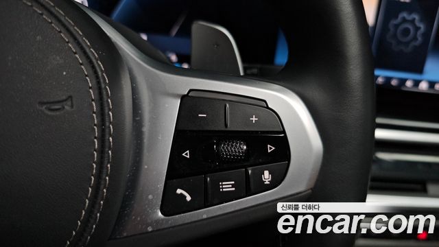 BMW X7 2024 — photo 32