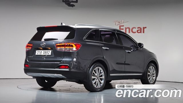 Kia Sorento 2016 — photo 2