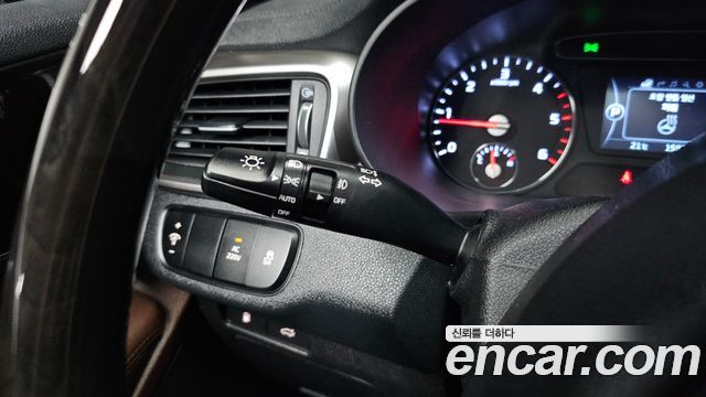 Kia Sorento 2016 — photo 23