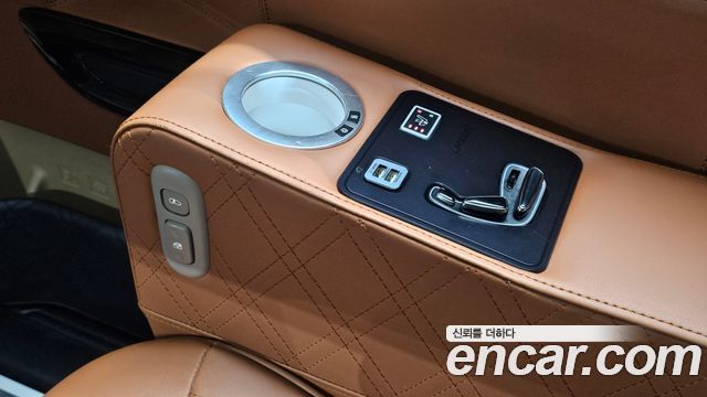 Kia Canival 2020 — photo 18