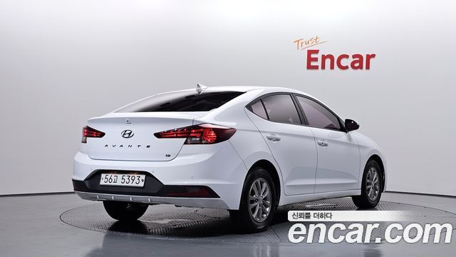 Hyundai AVANTE 2019 — photo 2