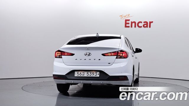 Hyundai AVANTE 2019 — photo 4