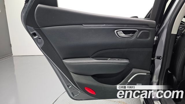 Renault Korea SM6 2017 — photo 15