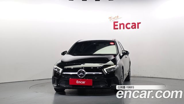 Mercedes-Benz A-Class 2022 — photo 3