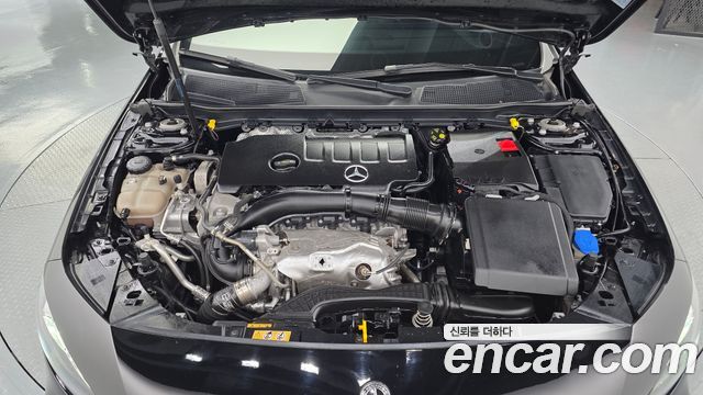 Mercedes-Benz A-Class 2022 — photo 6