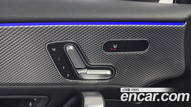 Mercedes-Benz A-Class 2022 — photo 14