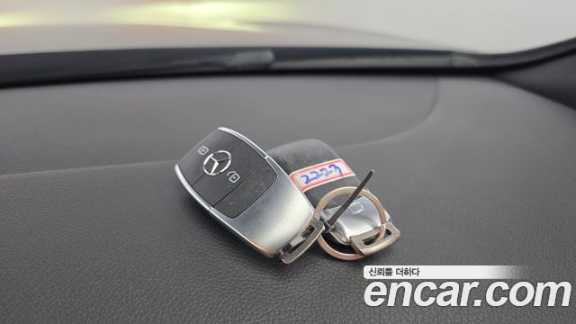 Mercedes-Benz A-Class 2022 — photo 17