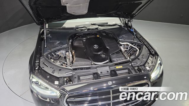 Mercedes-Benz S-Class 2021 — photo 6