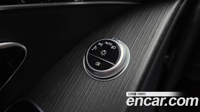 Mercedes-Benz S-Class 2021 — photo 26
