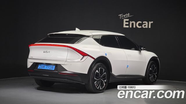 Kia EV6 2024 — photo 2