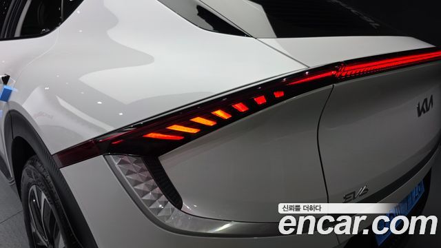 Kia EV6 2024 — photo 9