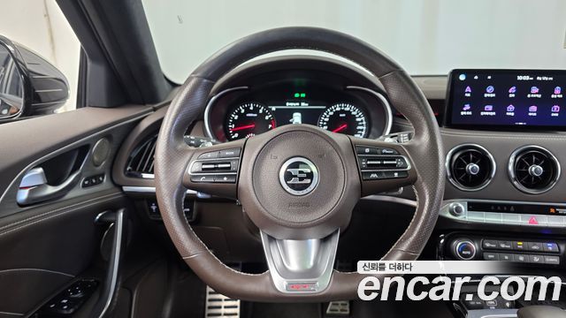 Kia Stinger 2021 — photo 13