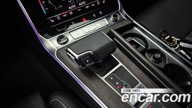 Audi A6 2025 — photo 12