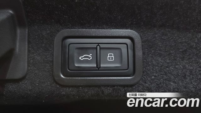 Audi A6 2025 — photo 32