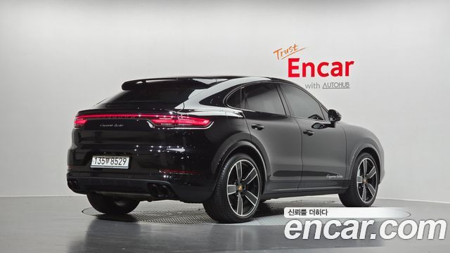 Porsche Cayenne 2020 — photo 2