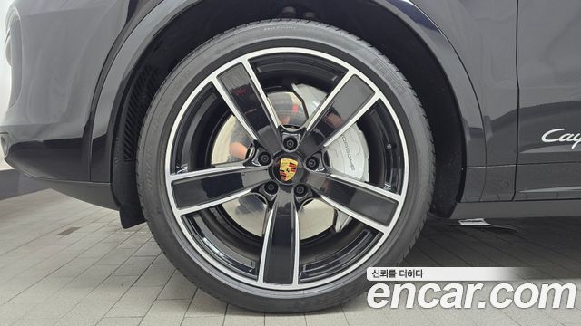 Porsche Cayenne 2020 — photo 5