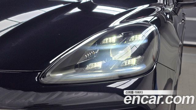Porsche Cayenne 2020 — photo 8