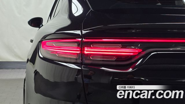 Porsche Cayenne 2020 — photo 9