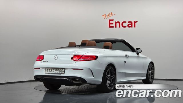 Mercedes-Benz C-Class 2019 — photo 2