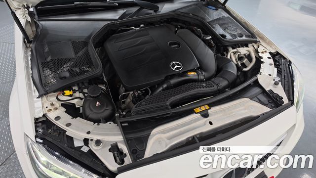 Mercedes-Benz C-Class 2019 — photo 6