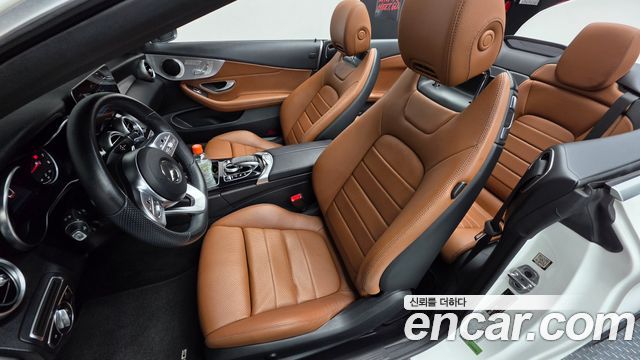 Mercedes-Benz C-Class 2019 — photo 10