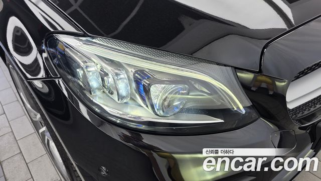 Mercedes-Benz C-Class 2020 — photo 8