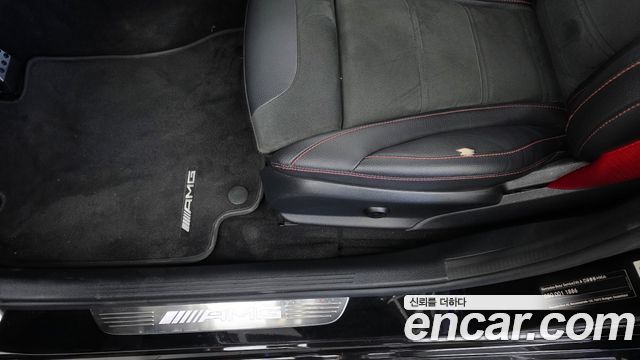 Mercedes-Benz C-Class 2020 — photo 31