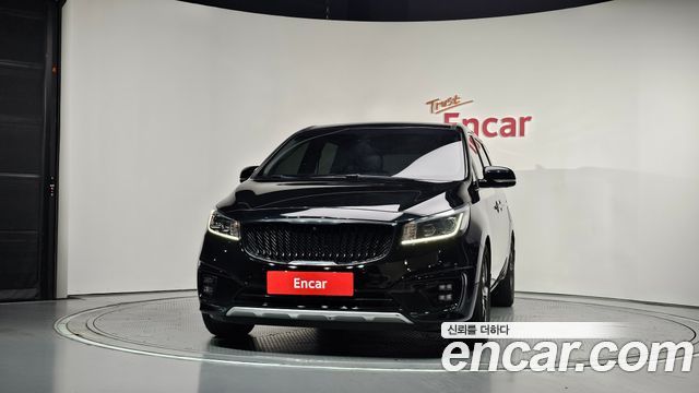 Kia Canival 2016 — photo 3