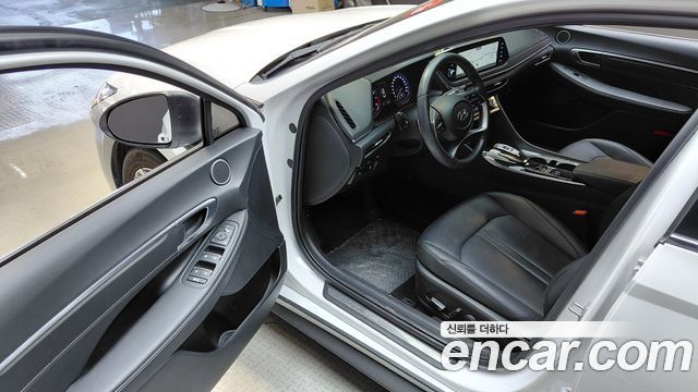 Hyundai Sonata 2023 — photo 13