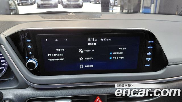 Hyundai Sonata 2023 — photo 23