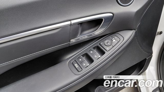 Hyundai Sonata 2023 — photo 26