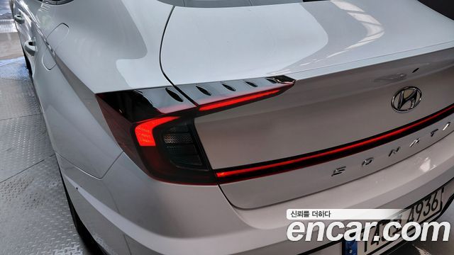 Hyundai Sonata 2023 — photo 9