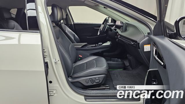 Kia EV6 2022 — photo 17