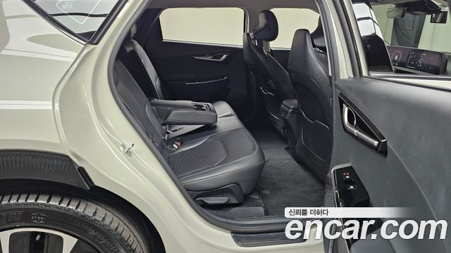 Kia EV6 2022 — photo 18
