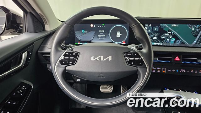 Kia EV6 2022 — photo 19
